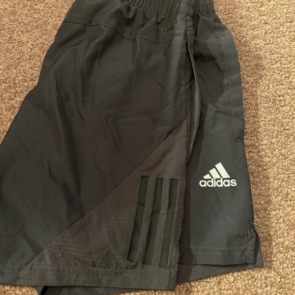 Adidas Mens Running Shorts Grey Size Small - Picture 3 of 6